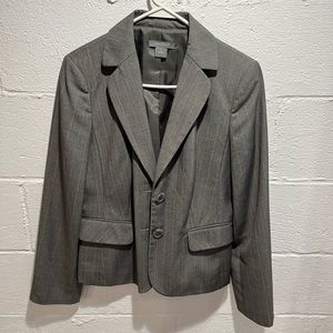 Like new, Ann Taylor gray striped blazer, light shoulder padding, womens size 8.
